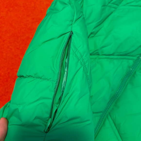 Zara neon green oversized puffer quilted vest NWOT - Picture 4 of 11